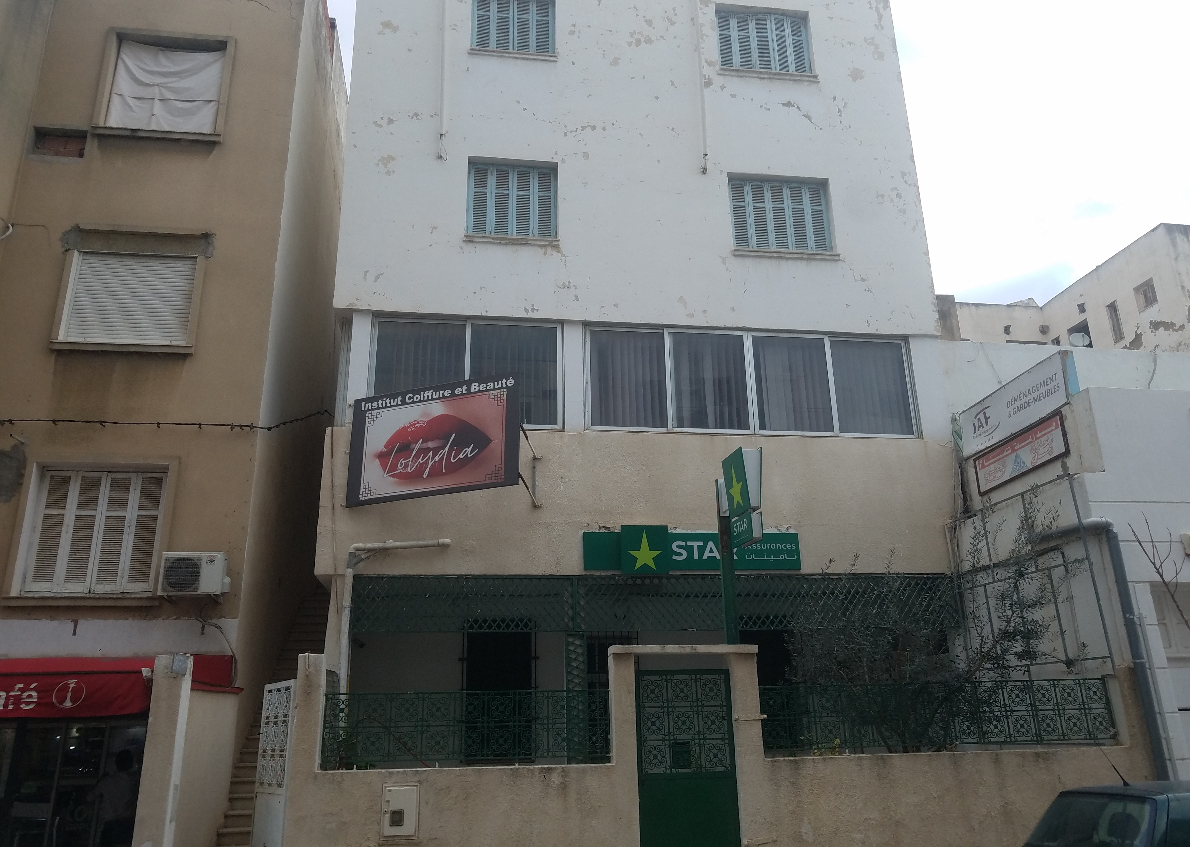 Cite El Khadra Kheireddine Pacha Location Appart. 5 pices+ Appartement pour usage bureautique