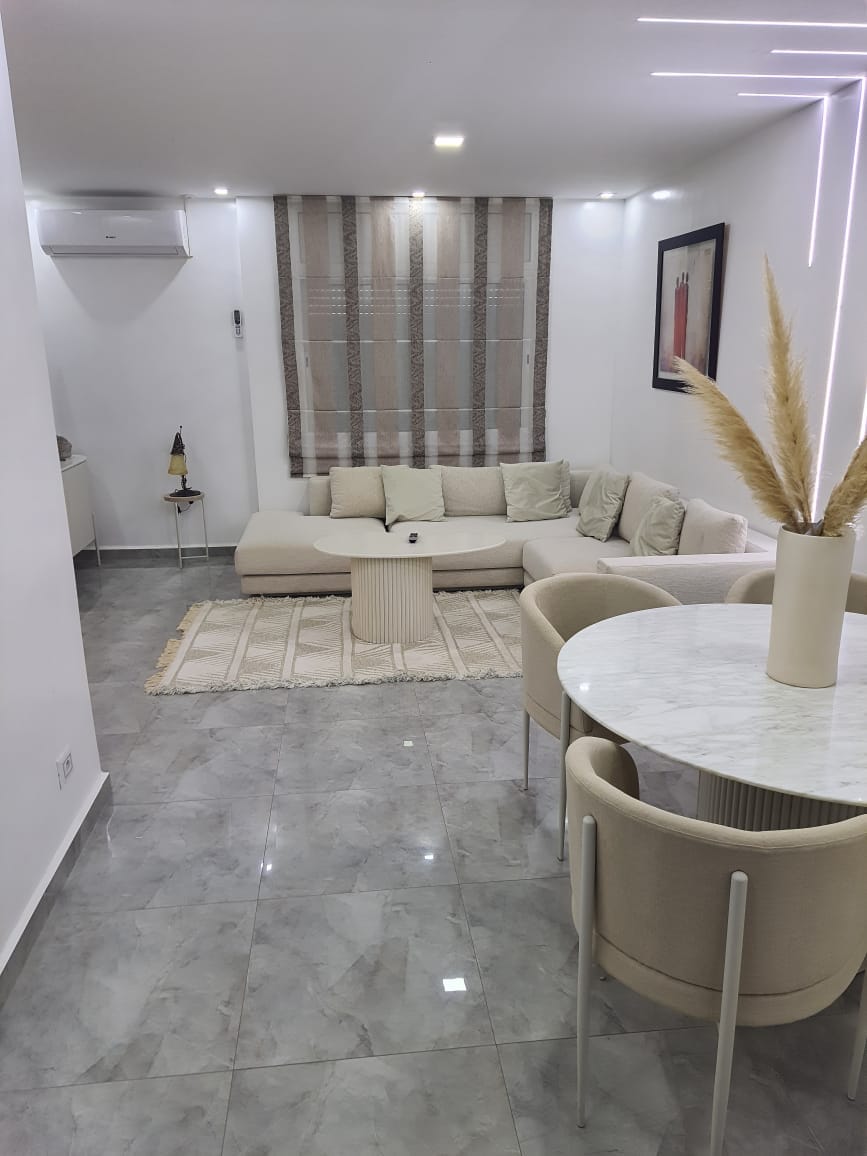El Menzah El Manar 1 Location Appart. 3 pices Coquette appartement meubl s3